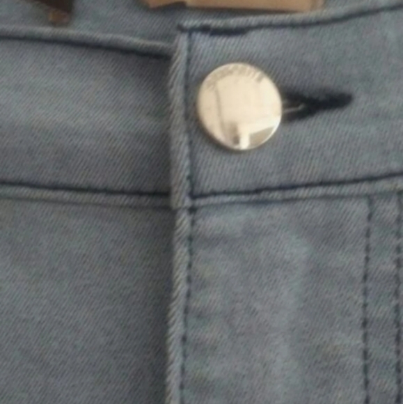 Aphrodite Jeans - Picture 3 of 8